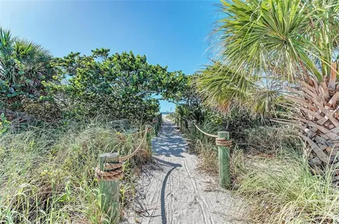 246 Laurel Hollow Drive Nokomis FL 34275