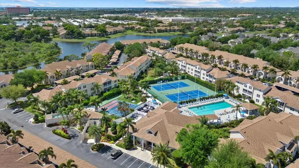 4275 Castlebridge Lane Sarasota FL 34238