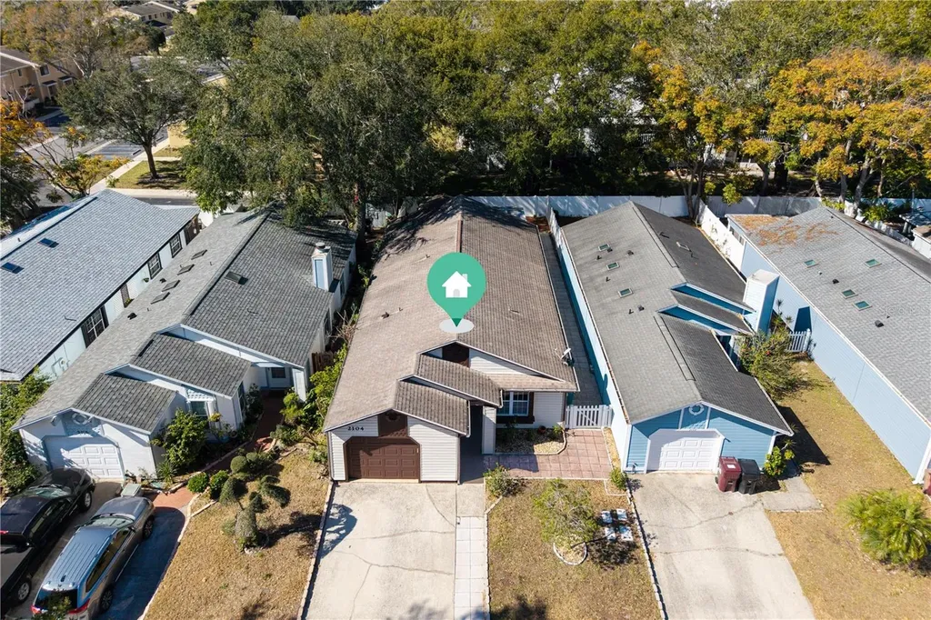 2104 Winslow Drive Orlando FL 32812