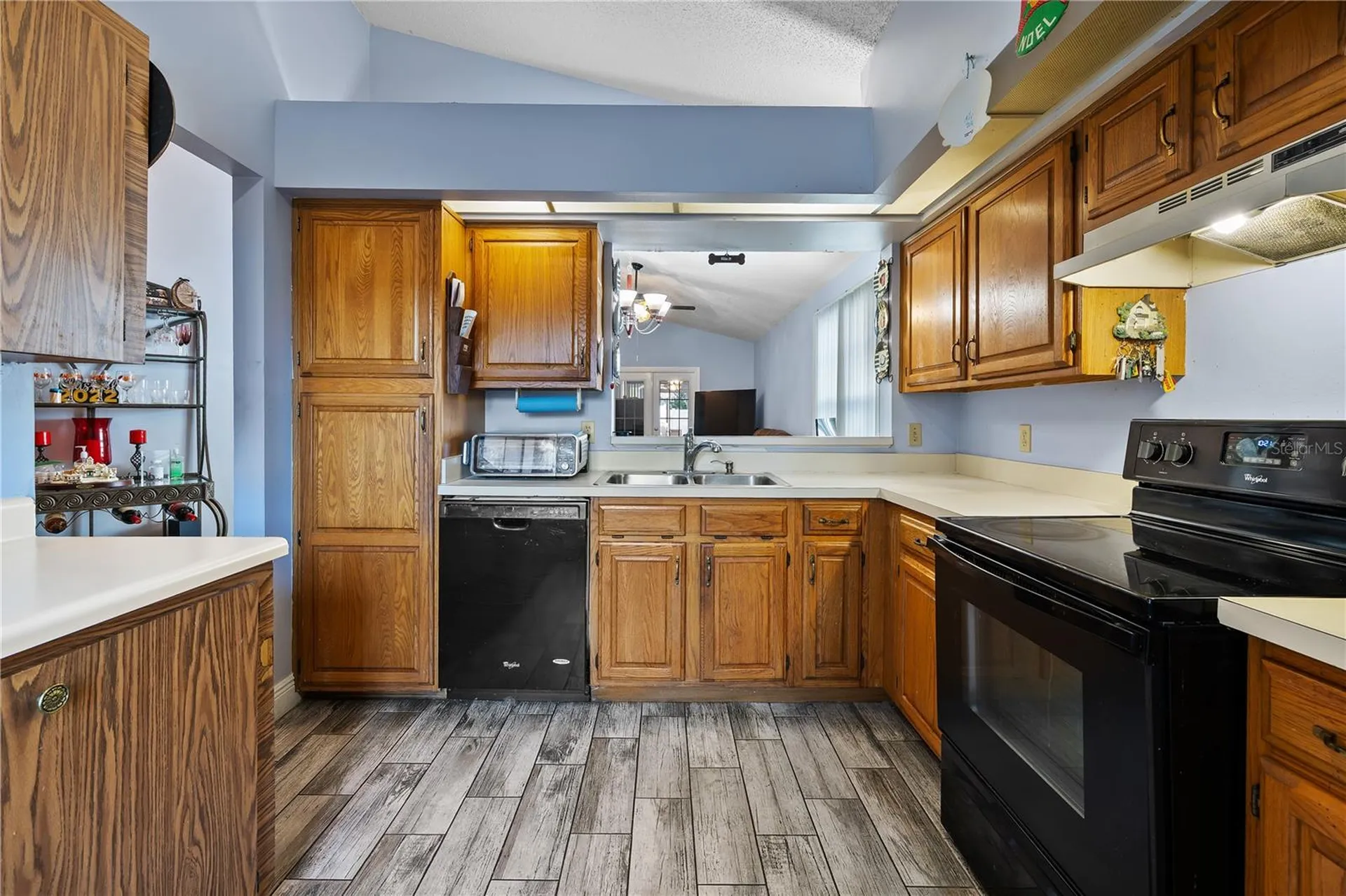 2104 Winslow Drive Orlando FL 32812