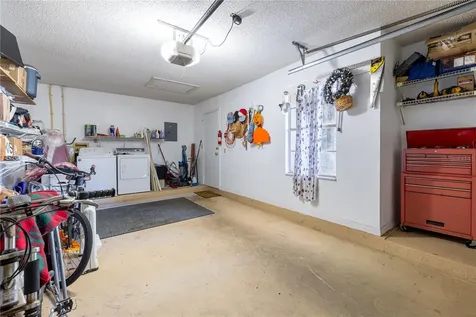 2104 Winslow Drive Orlando FL 32812