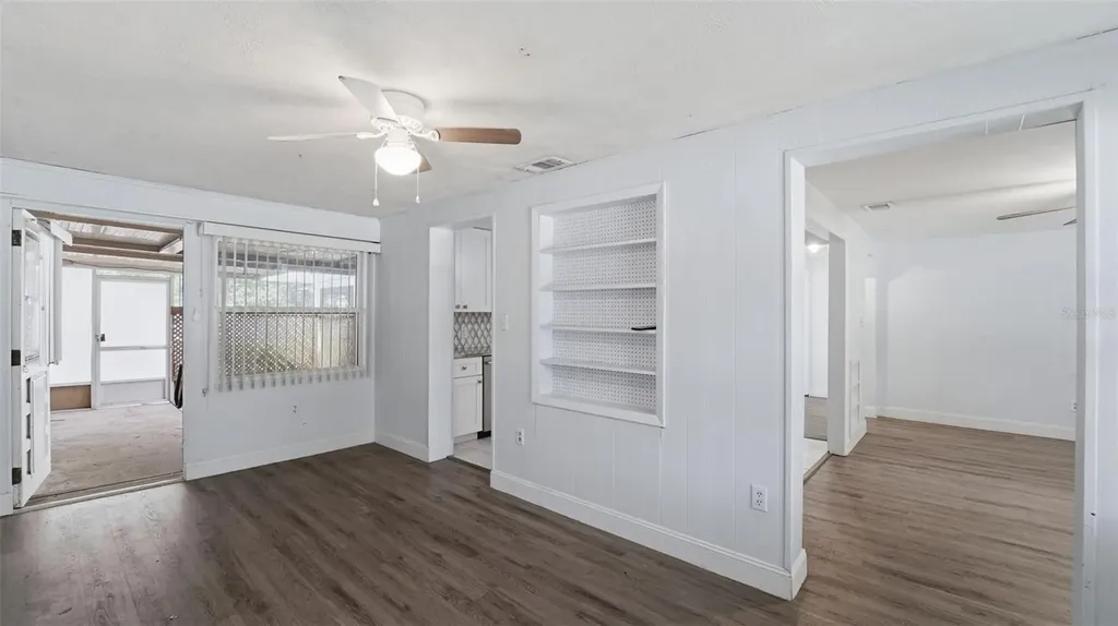 8 Angeles Road Debary FL 32713