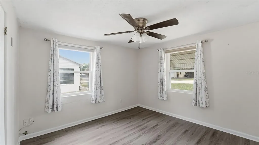 8 Angeles Road Debary FL 32713