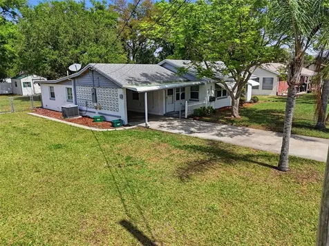 8 Angeles Road Debary FL 32713