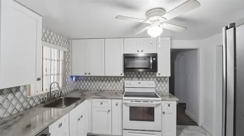 8 Angeles Road Debary FL 32713