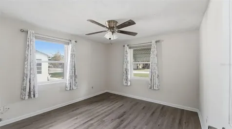 8 Angeles Road Debary FL 32713