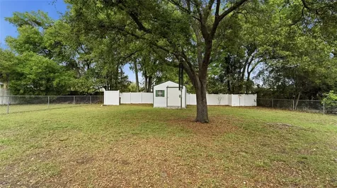 8 Angeles Road Debary FL 32713