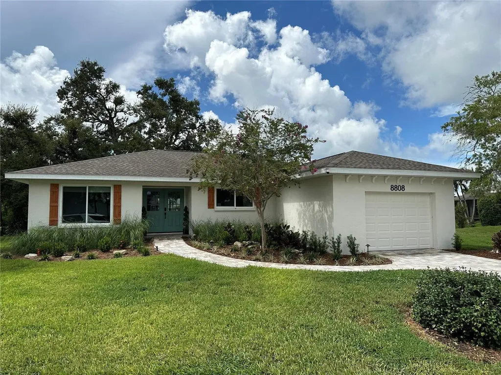 8808 44th Avenue Drive W Bradenton FL 34210