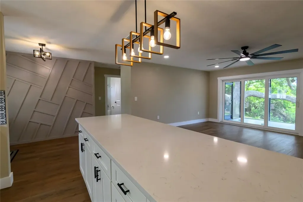 8808 44th Avenue Drive W Bradenton FL 34210
