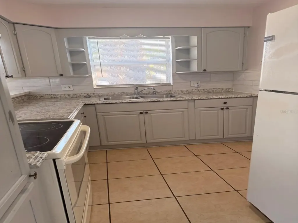 1327 43rd Street S St Petersburg FL 33711