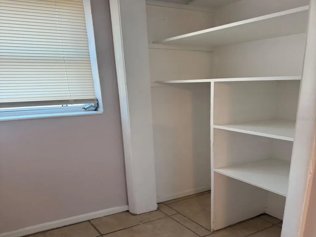 1327 43rd Street S St Petersburg FL 33711