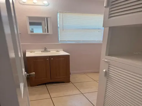 1327 43rd Street S St Petersburg FL 33711