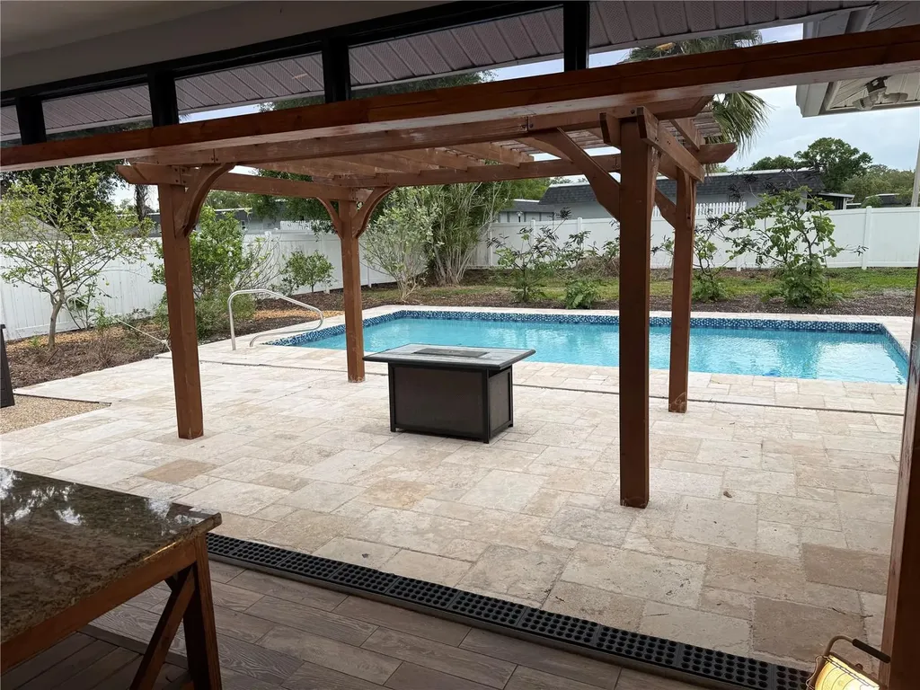 98 Dade Avenue Sarasota FL 34232