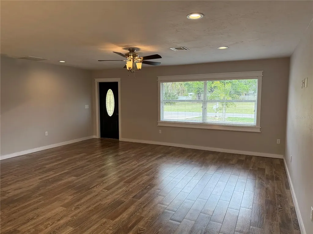 98 Dade Avenue Sarasota FL 34232