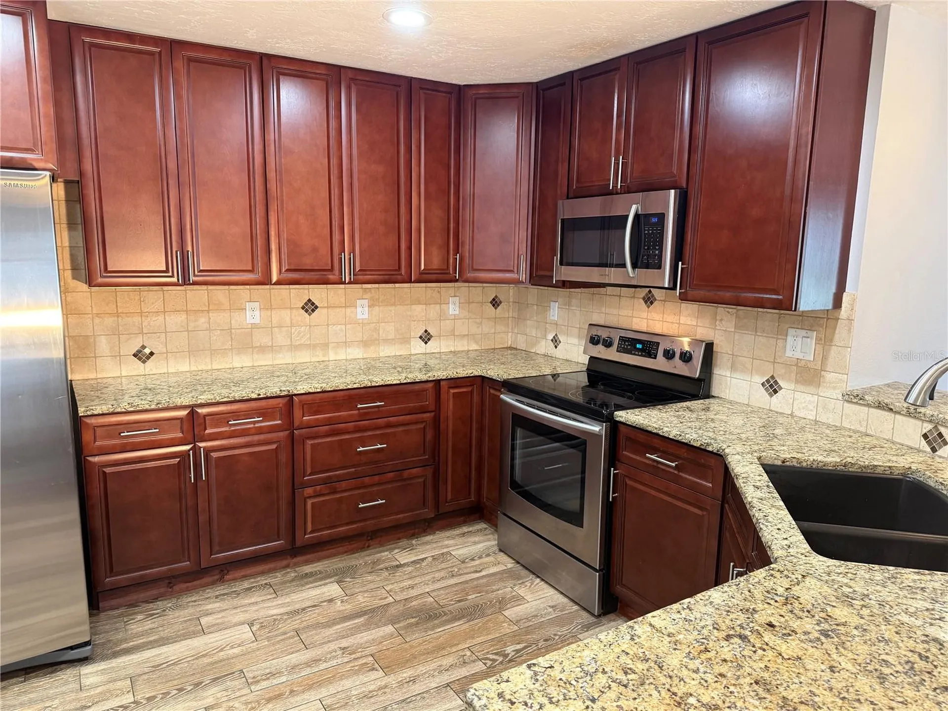 98 Dade Avenue Sarasota FL 34232