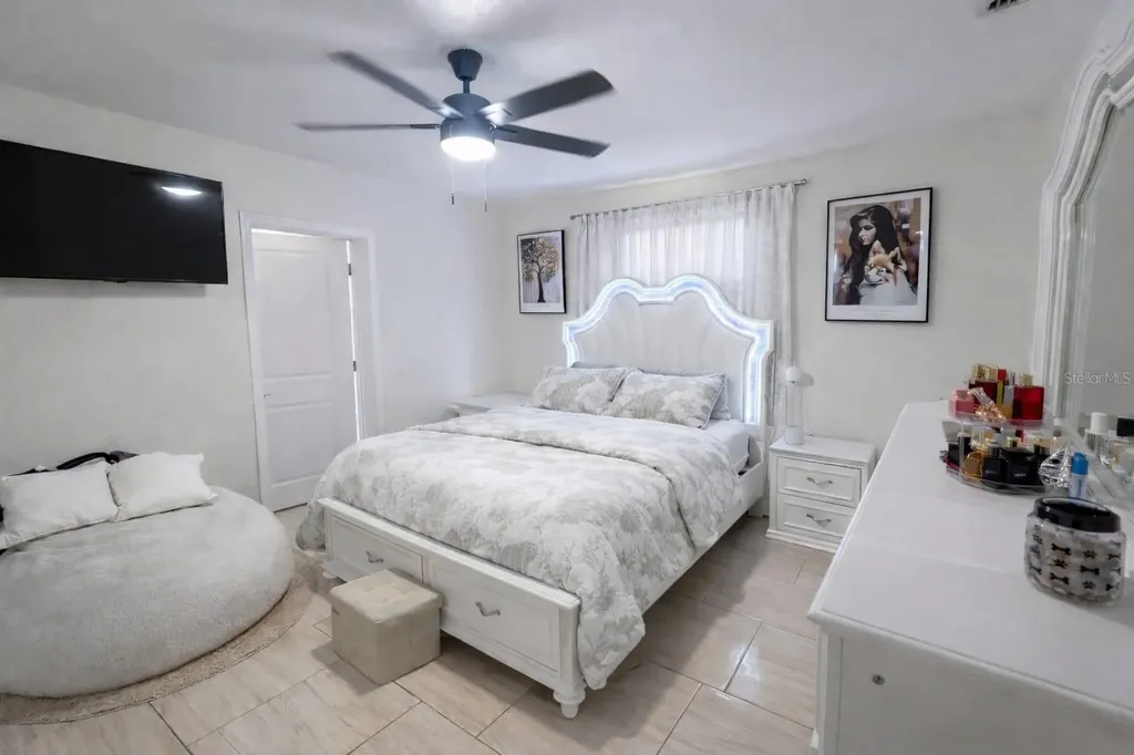 207 N Beverly Avenue Tampa FL 33609