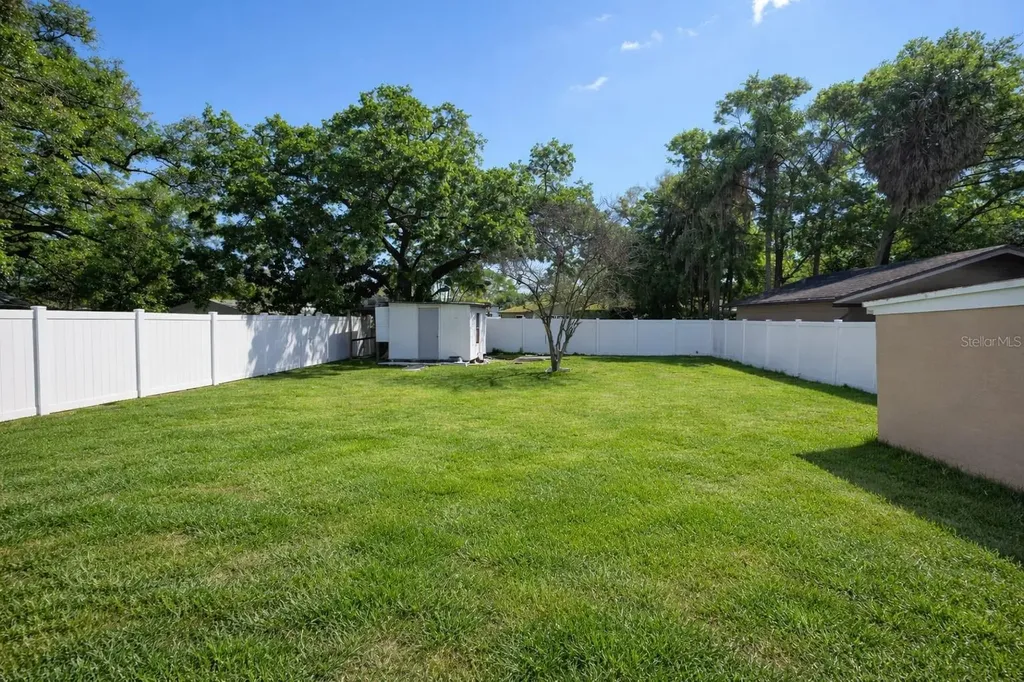 207 N Beverly Avenue Tampa FL 33609