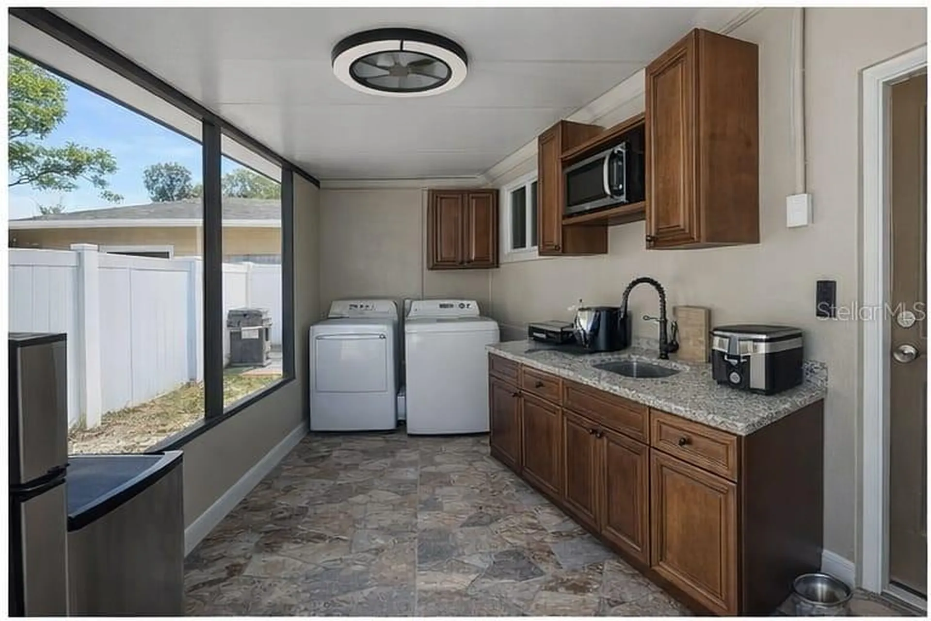 207 N Beverly Avenue Tampa FL 33609