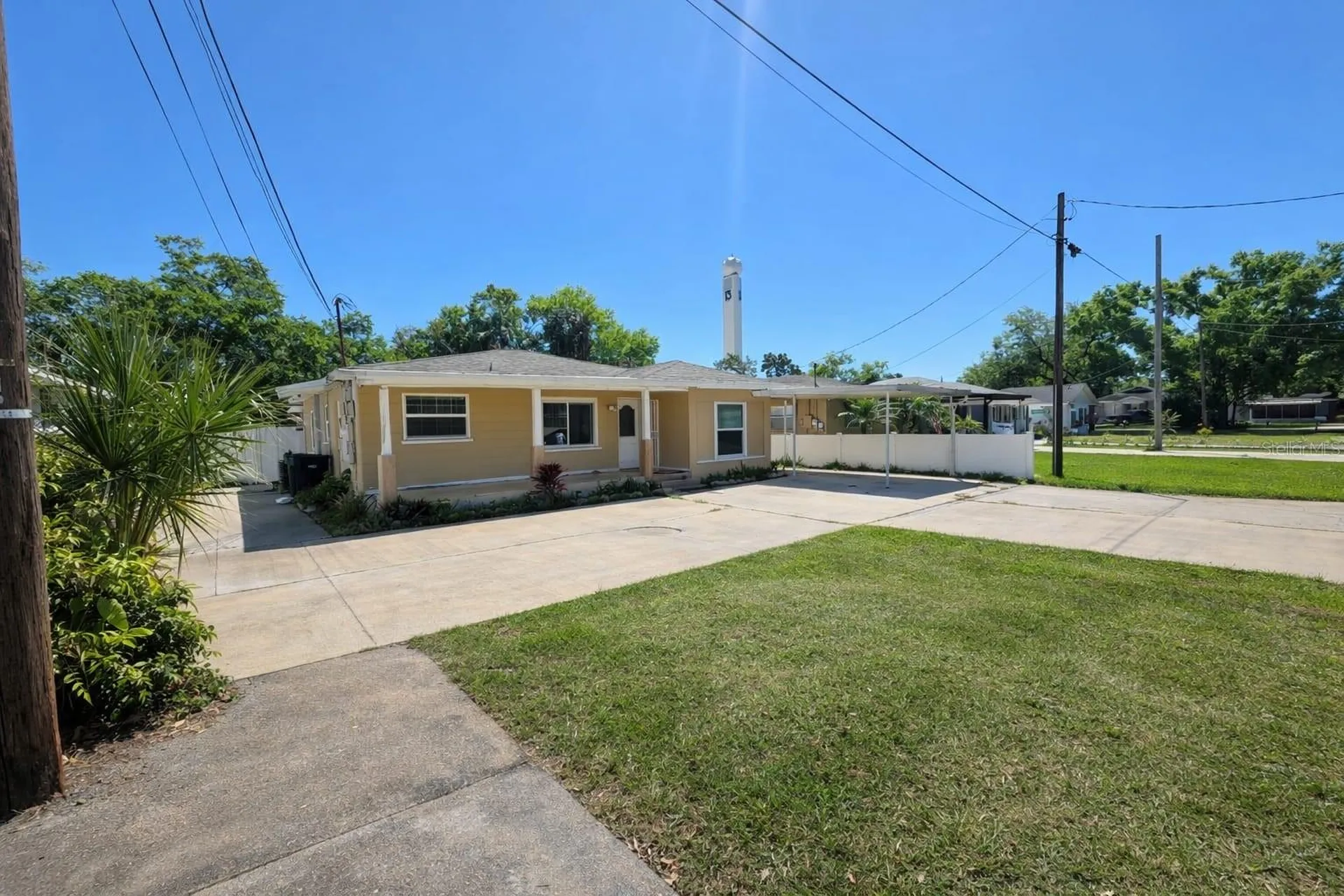 207 N Beverly Avenue Tampa FL 33609