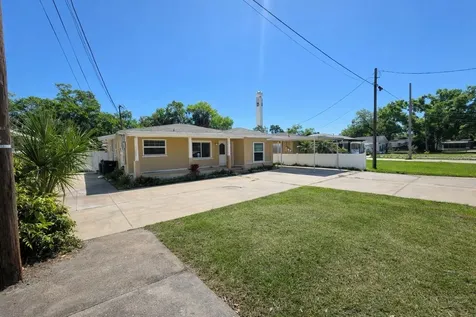 207 N Beverly Avenue Tampa FL 33609