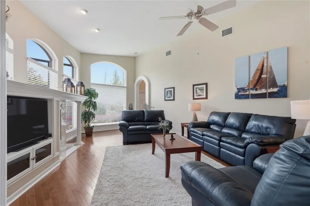 1297 Kings Way Lane Tarpon Springs FL 34688