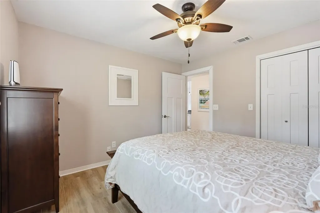 13917 76th Terrace Seminole FL 33776