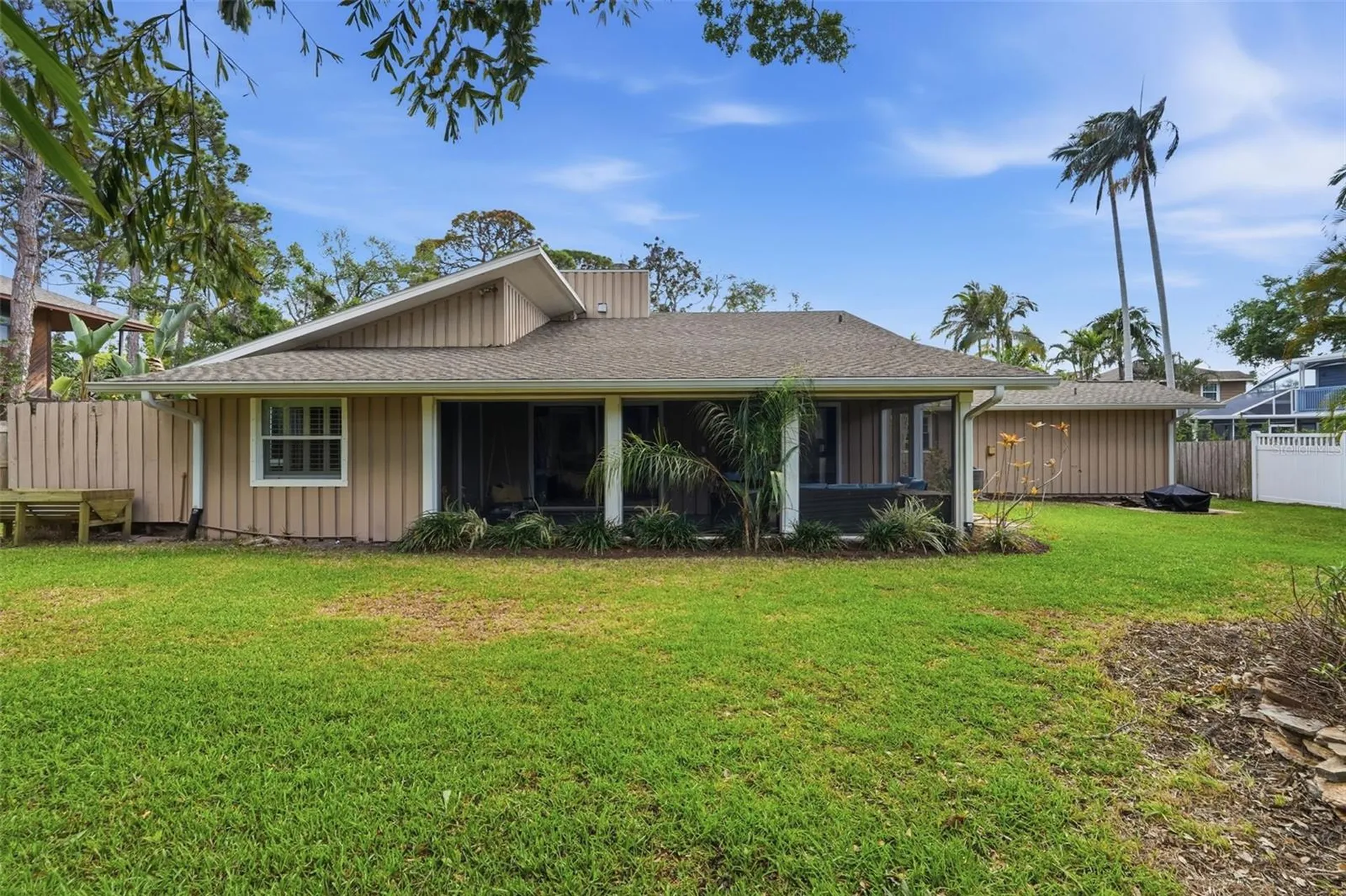 13917 76th Terrace Seminole FL 33776