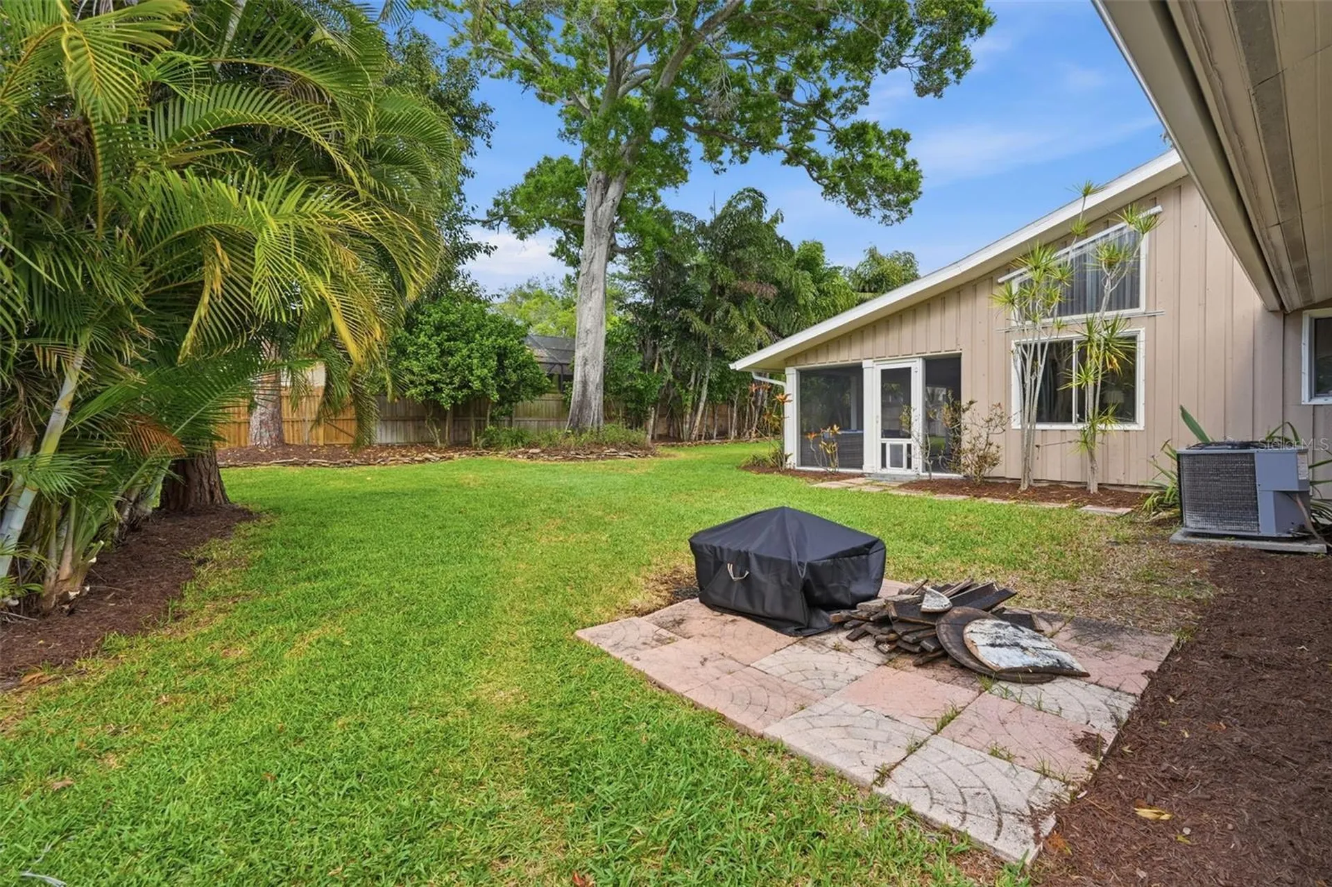 13917 76th Terrace Seminole FL 33776