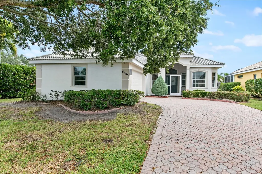 6505 Copper Ridge Trail University Park FL 34201