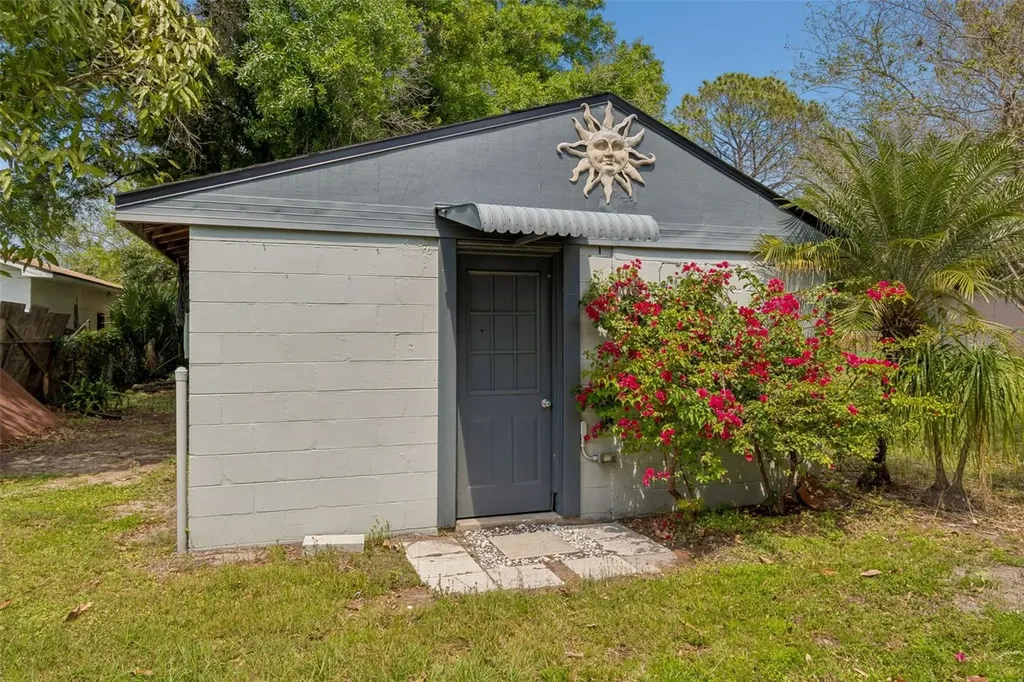 4412 Sweetwater Drive Tampa FL 33615