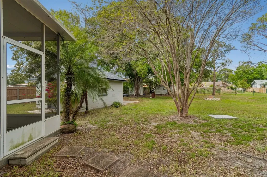 4412 Sweetwater Drive Tampa FL 33615