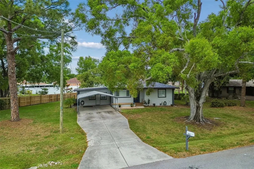4412 Sweetwater Drive Tampa FL 33615