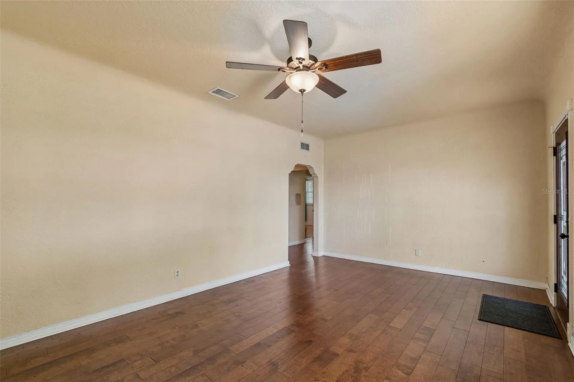 4412 Sweetwater Drive Tampa FL 33615