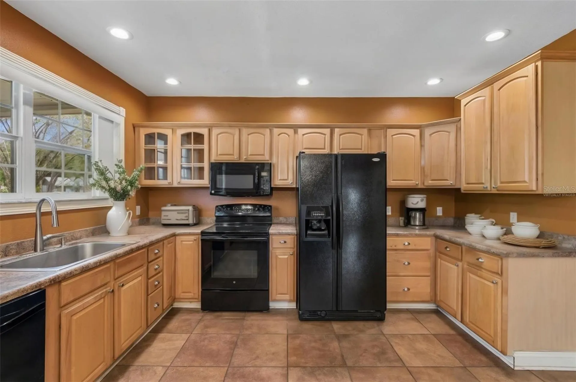 4412 Sweetwater Drive Tampa FL 33615