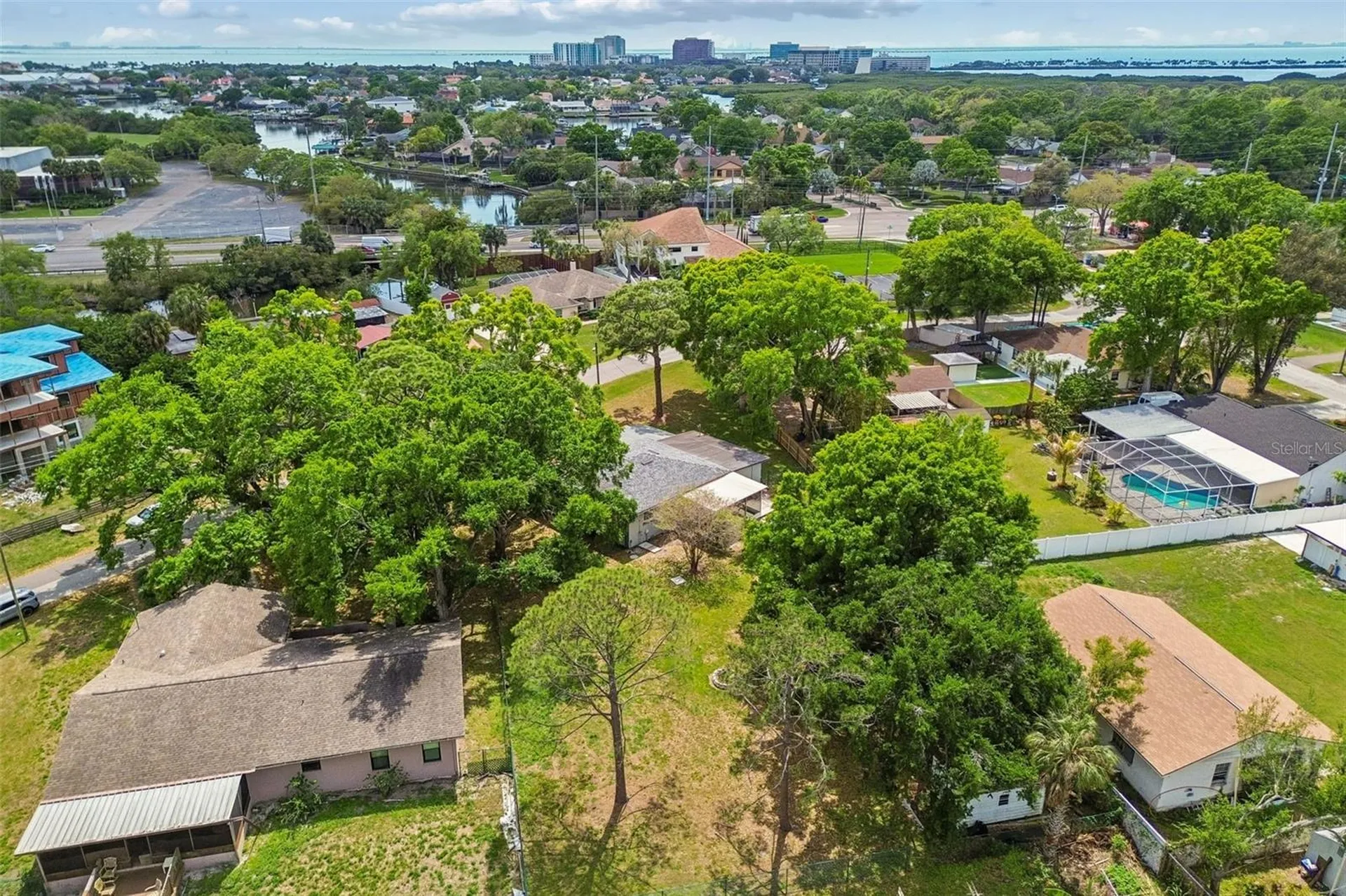 4412 Sweetwater Drive Tampa FL 33615