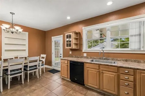 4412 Sweetwater Drive Tampa FL 33615