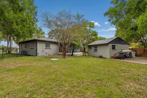 4412 Sweetwater Drive Tampa FL 33615