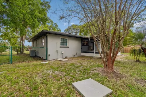 4412 Sweetwater Drive Tampa FL 33615