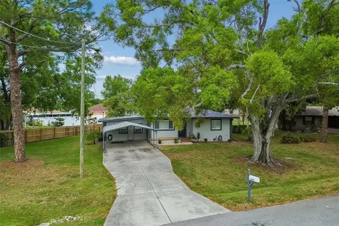 4412 Sweetwater Drive Tampa FL 33615