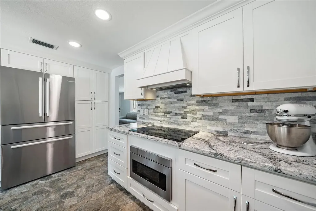 2431 Bispham Road Sarasota FL 34231