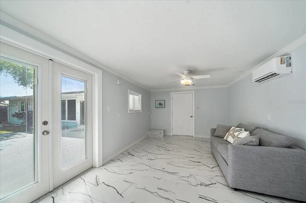 2431 Bispham Road Sarasota FL 34231