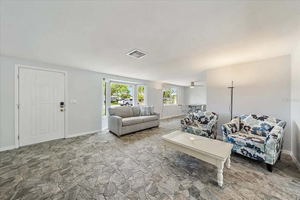 2431 Bispham Road Sarasota FL 34231