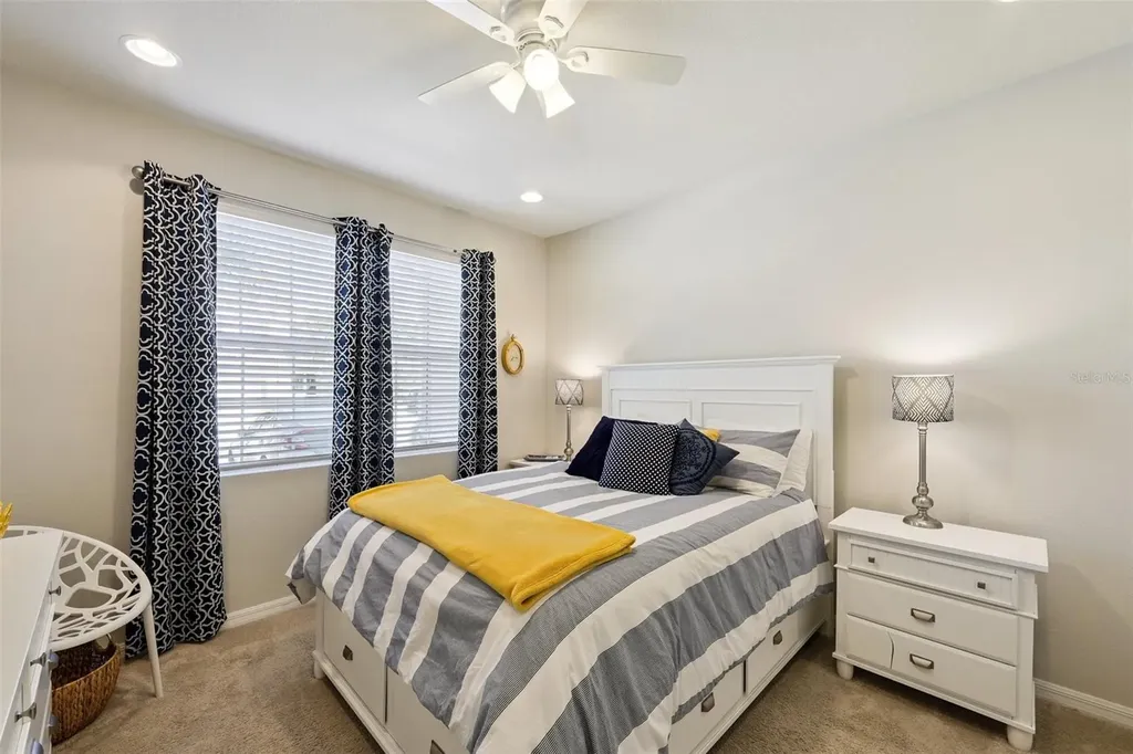 8382 Enclave Way Sarasota FL 34243