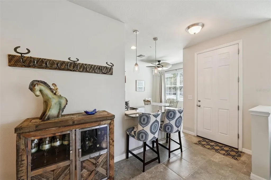 8382 Enclave Way Sarasota FL 34243