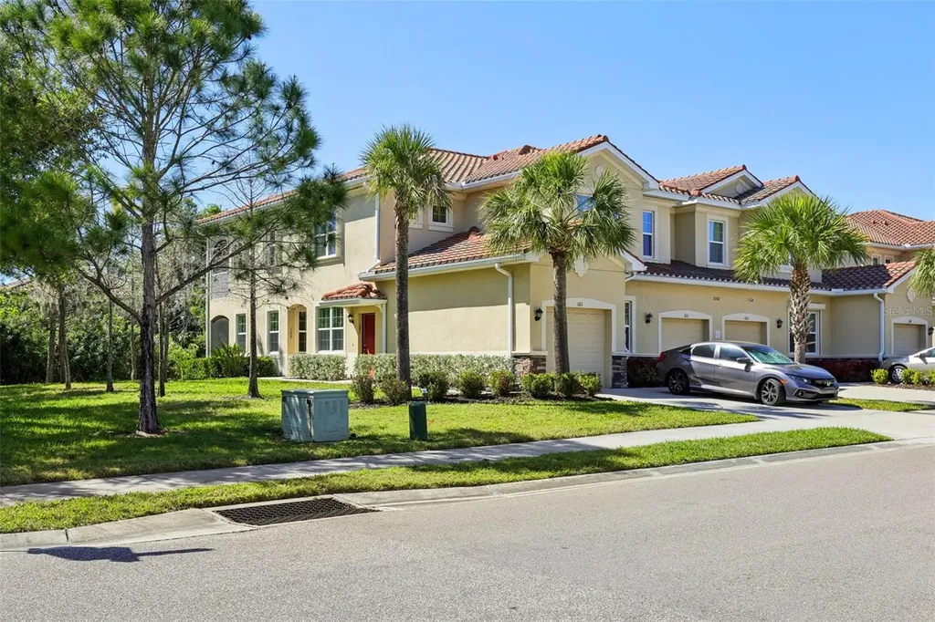 8382 Enclave Way Sarasota FL 34243
