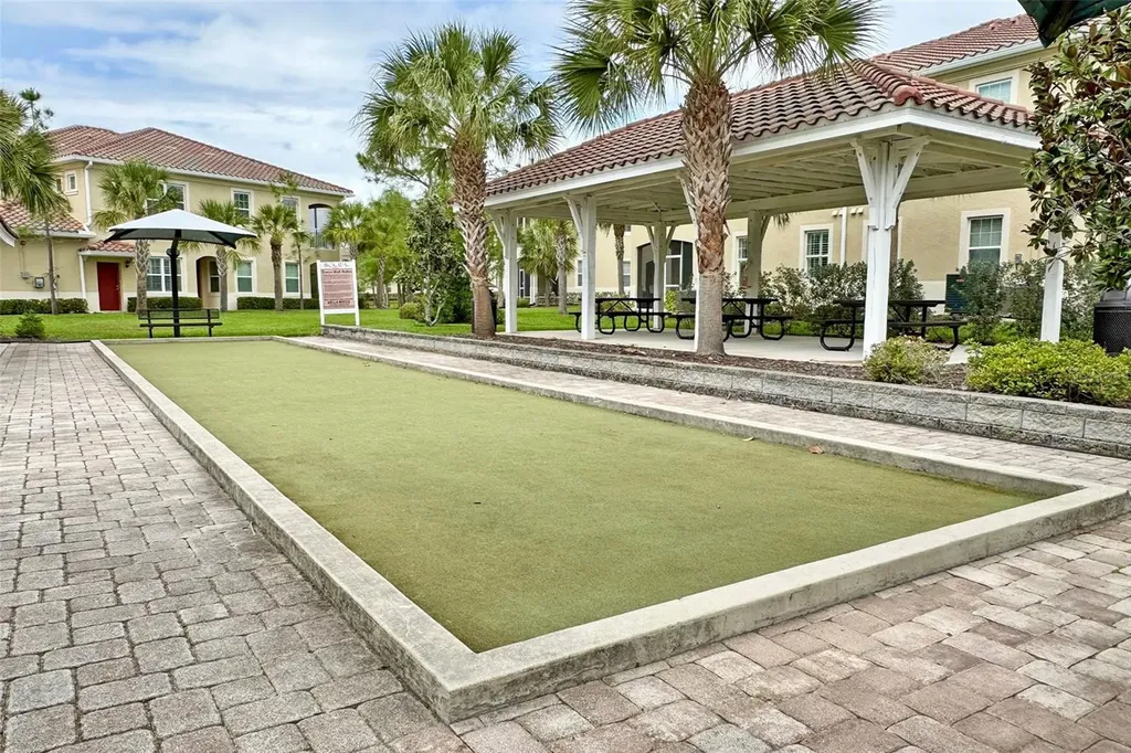 8382 Enclave Way Sarasota FL 34243