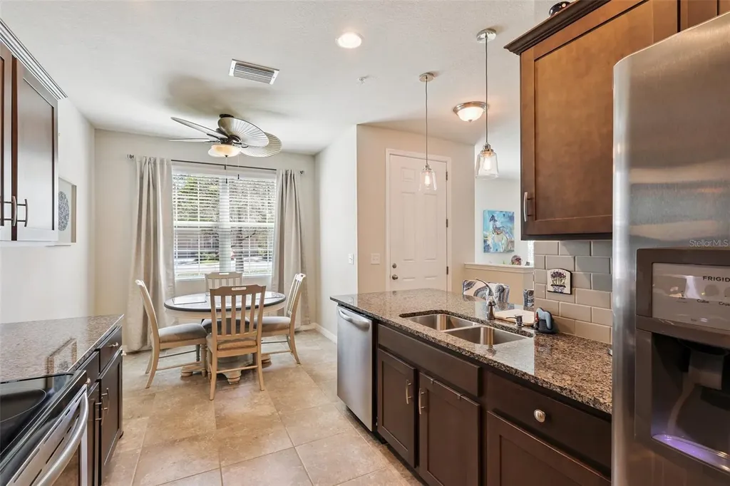 8382 Enclave Way Sarasota FL 34243