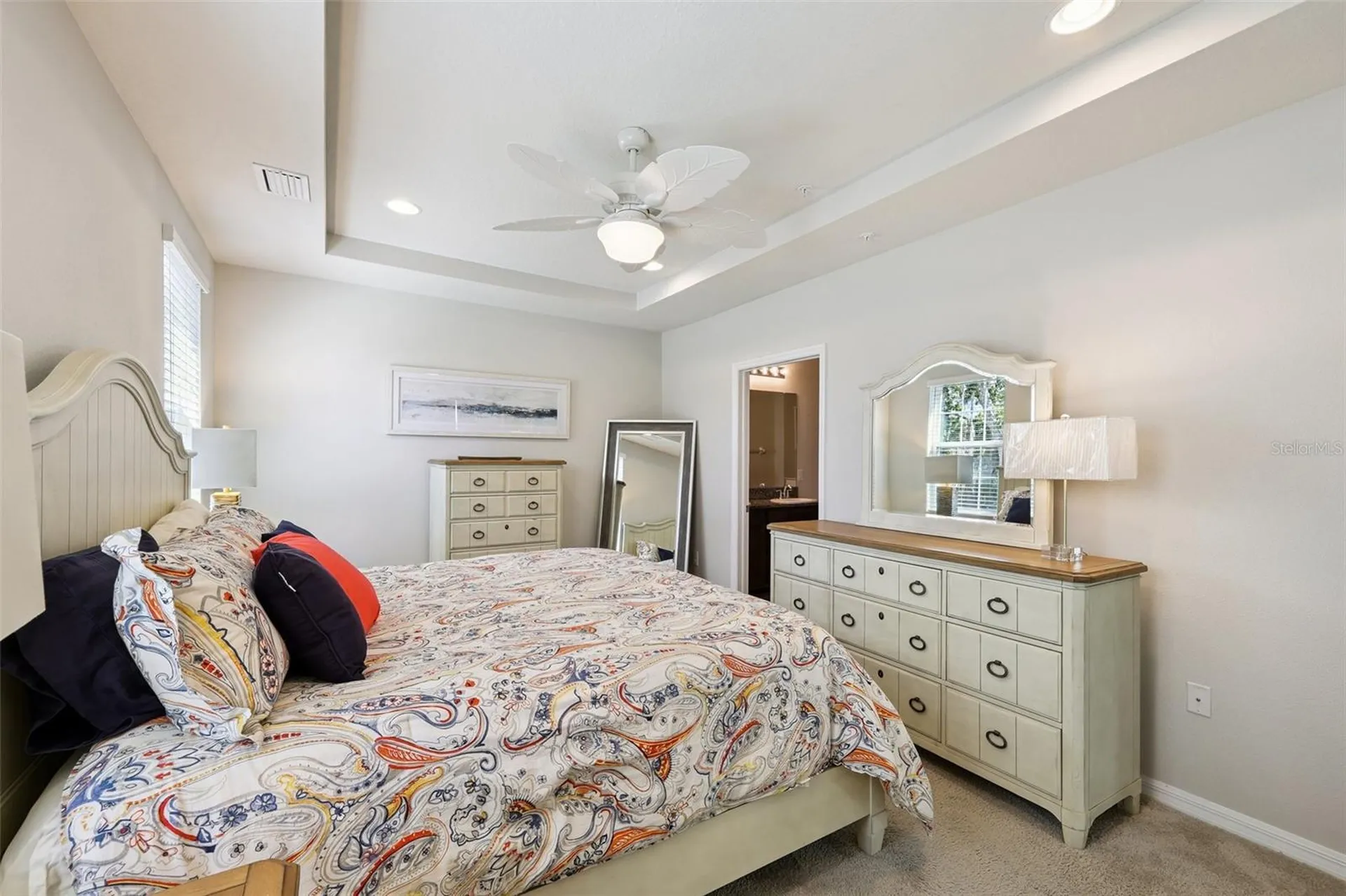 8382 Enclave Way Sarasota FL 34243