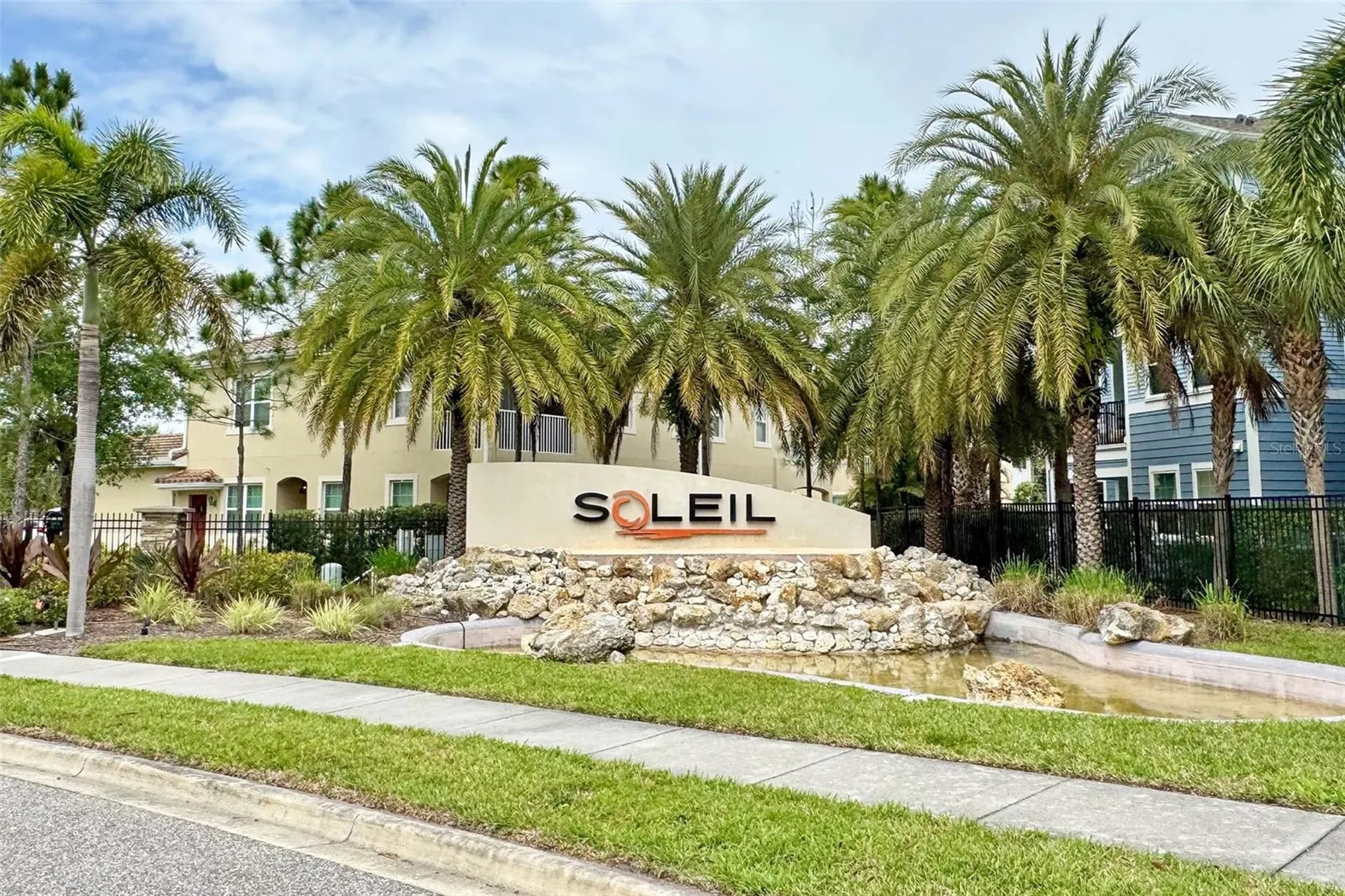 8382 Enclave Way Sarasota FL 34243