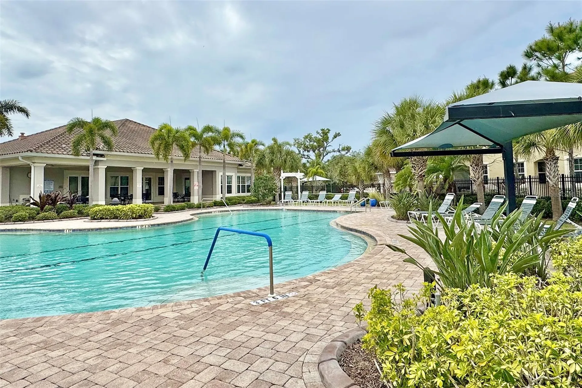 8382 Enclave Way Sarasota FL 34243
